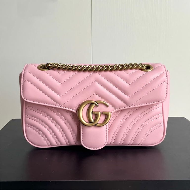 GUCCI High Quality Women Flap Clutch Bag Shoulder Bag Decorated with classic double G shape accessories on the front-6