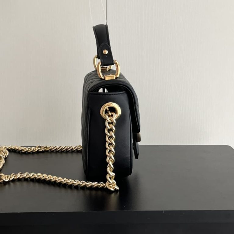 GUCCI High Quality Women Flap Shoulder Handbag Golden Logo Logo Decoration-8