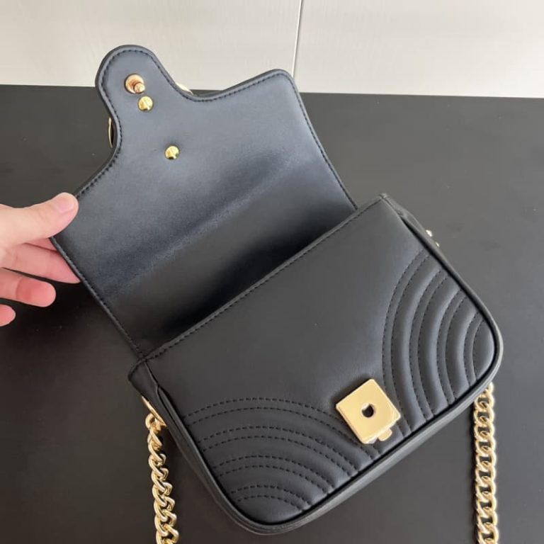 GUCCI High Quality Women Flap Shoulder Handbag Golden Logo Logo Decoration-9