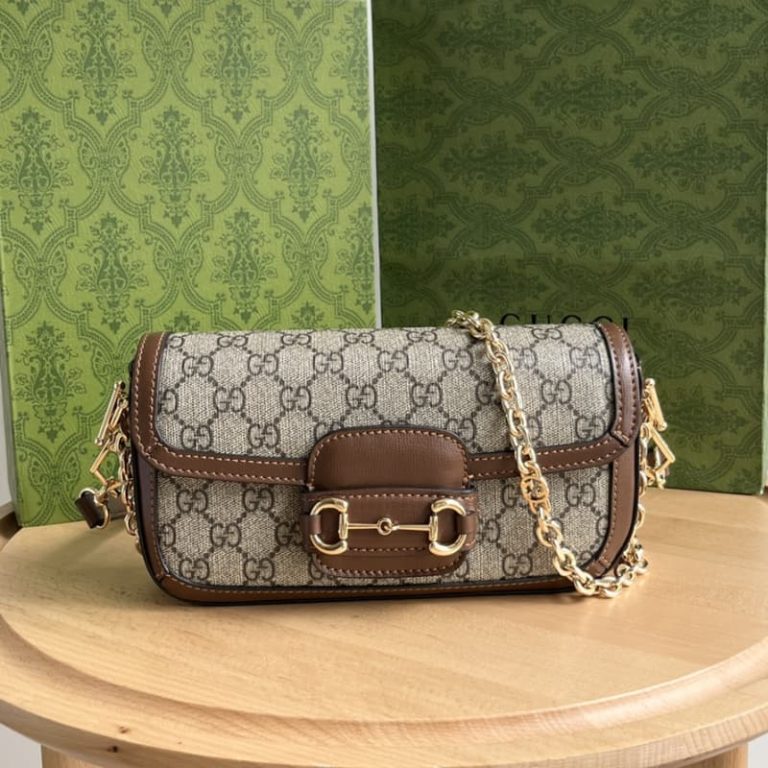 GUCCI High Quality Women Shoulder Bag Handbag Flap Bag Surface GG Pattern and Gold Logo Accessories Design-12
