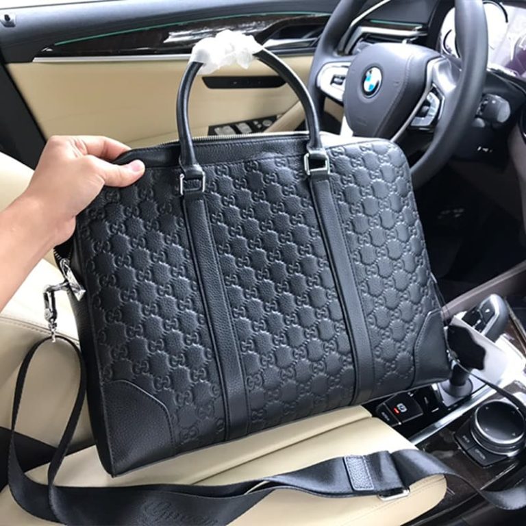 GUCCI High Quality men black shoulder handbag letter embossed indentation-2