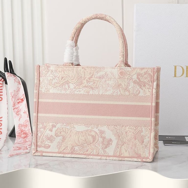GUCCI High-quality Women Shoulder Bag Handbag Large Capacity Surface Pattern Embroidery-6