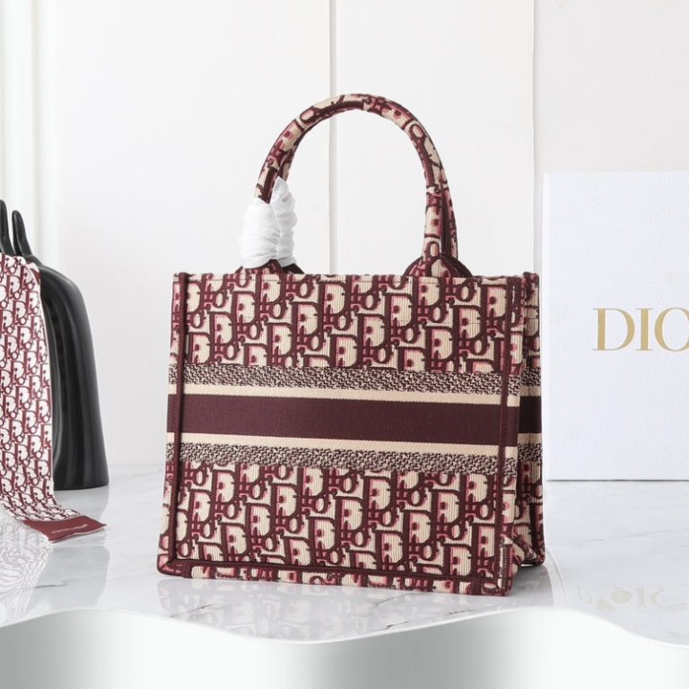 GUCCI High quality Women shoulder bag Handbag Large capacity Surface letter embroidery-6