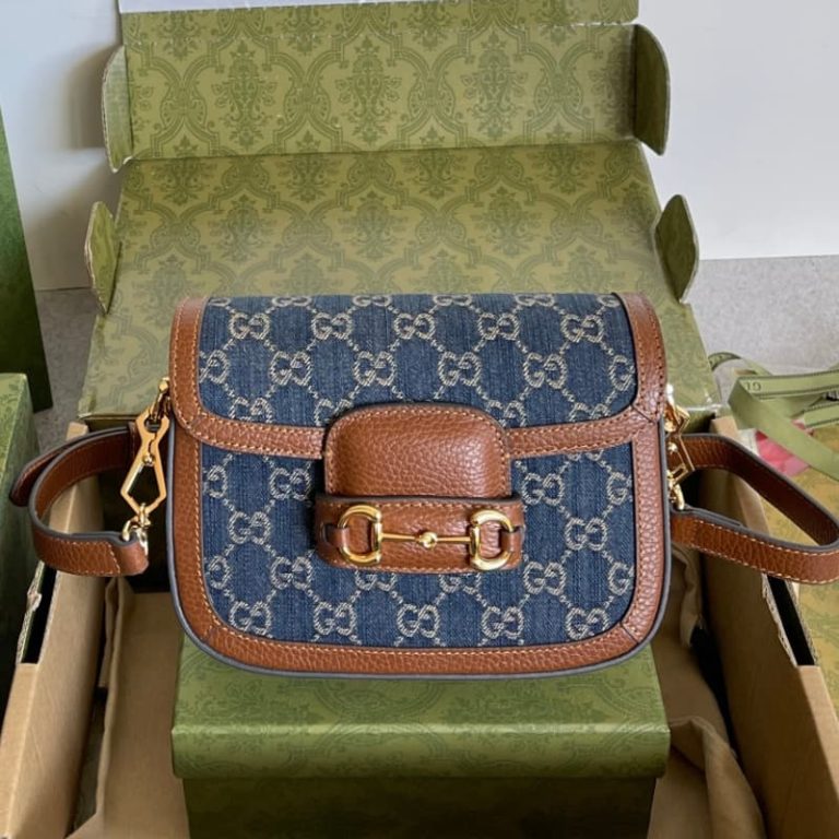 GUCCI High quality mini shoulder bag Women handbag Flap design surface letter embroidery front with gold accessories-1