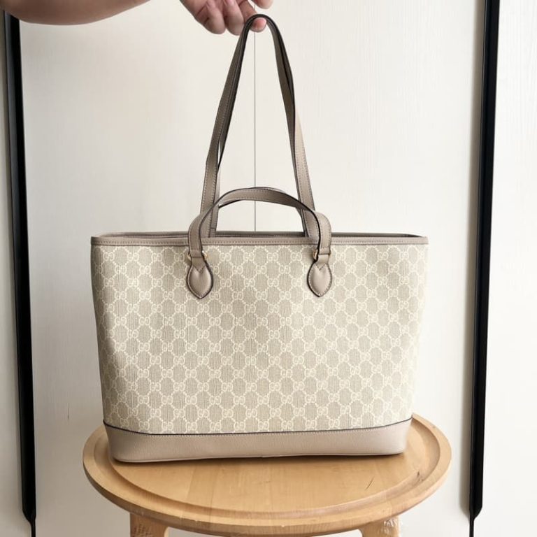 GUCCI High quality women handbags Men shoulder bags Letters embroidered surface Double G logo on the front-6