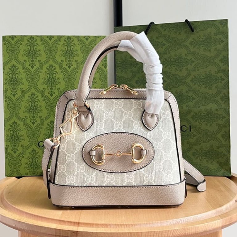 GUCCI High-quality women shoulder bag Handbag Surface GG pattern and gold accessories design-1