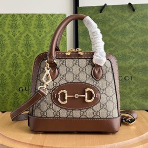 GUCCI High-quality women shoulder bag Handbag Surface GG pattern and gold accessories design 20*19.5*7.5CM LB400