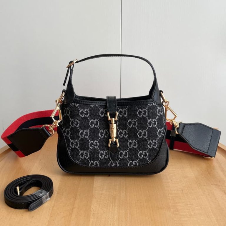 GUCCI High quality women shoulder bag Tote bag Canvas monogrammed embroidered surface Gold tone push in latch hardware-3