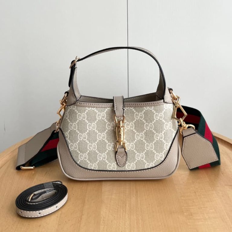 GUCCI High quality women shoulder bag Tote bag Canvas monogrammed embroidered surface Gold tone push in latch hardware-5