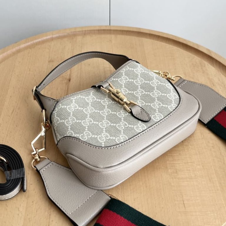 GUCCI High quality women shoulder bag Tote bag Canvas monogrammed embroidered surface Gold tone push in latch hardware-7