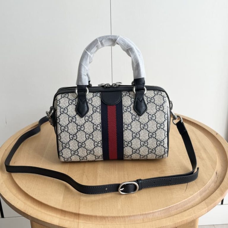 GUCCI High quality women shoulder bag Tote bag Classic interlocking double G shape accessories-2