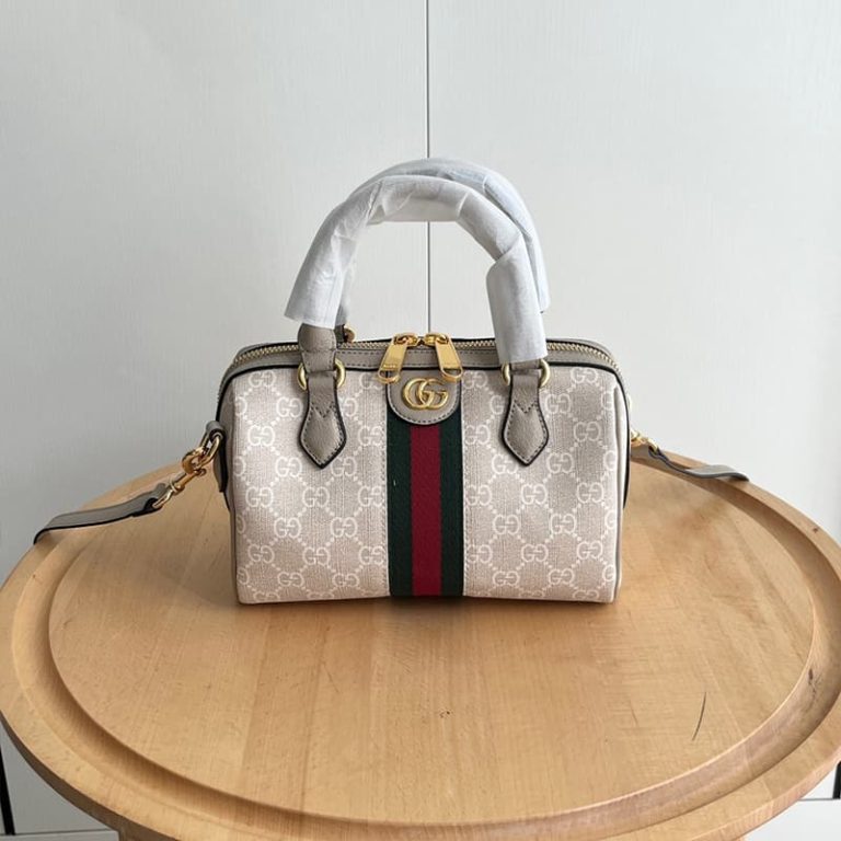 GUCCI High quality women shoulder bag Tote bag Classic interlocking double G shape accessories-3