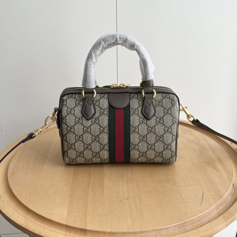 GUCCI High quality women shoulder bag Tote bag Classic interlocking double G shape accessories-5