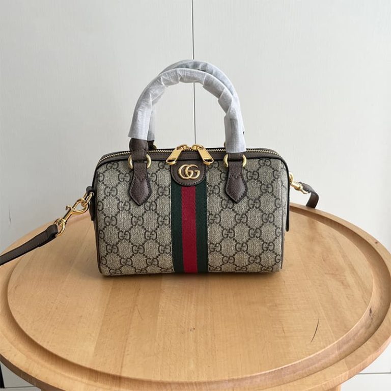 GUCCI High quality women shoulder bag Tote bag Classic interlocking double G shape accessories-6
