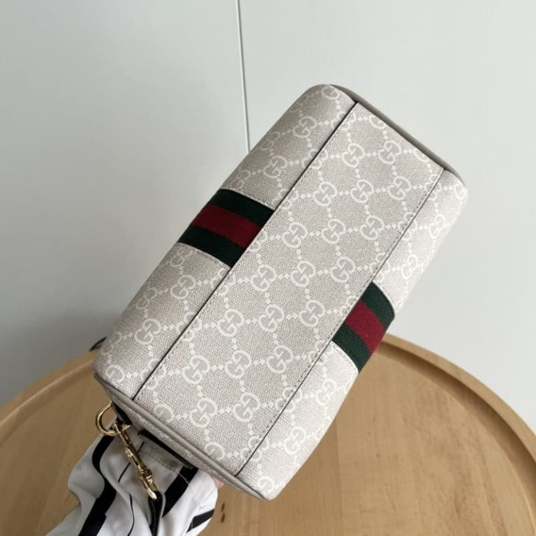 GUCCI High quality women shoulder bag Tote bag Classic interlocking double G shape accessories-7
