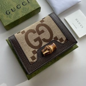GUCCI Men Women Small Card Case Iconic pattern Front decorated with double Glogo label 11*8.5*3CM LB413 (1)