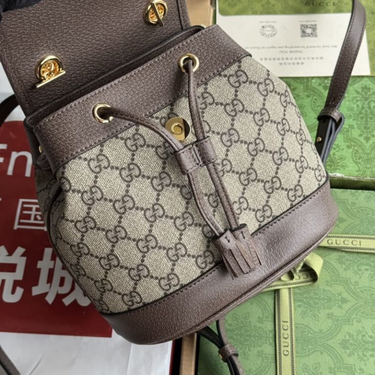GUCCI best quality women backpack Gold tone hardware with classic webbing design Large capacity-10
