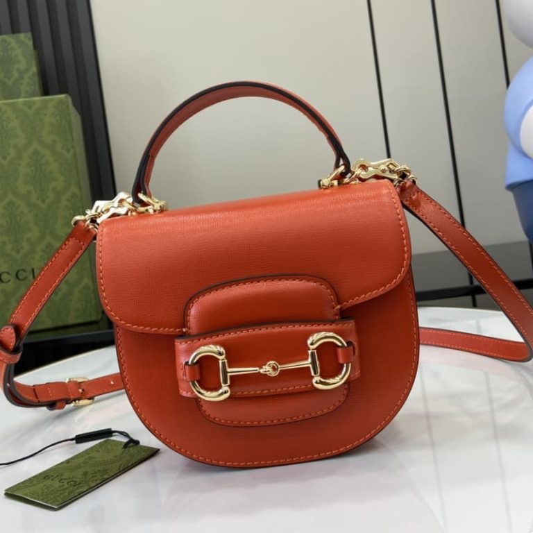 GUCCI best quality women mini handbag shoulder bag Flap closure and detachable shoulder design-1