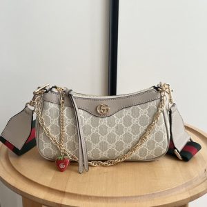 GUCCI high quality women handbag Strawberry pendant front decorated with double G decoration 25*15.5*6CM LB366