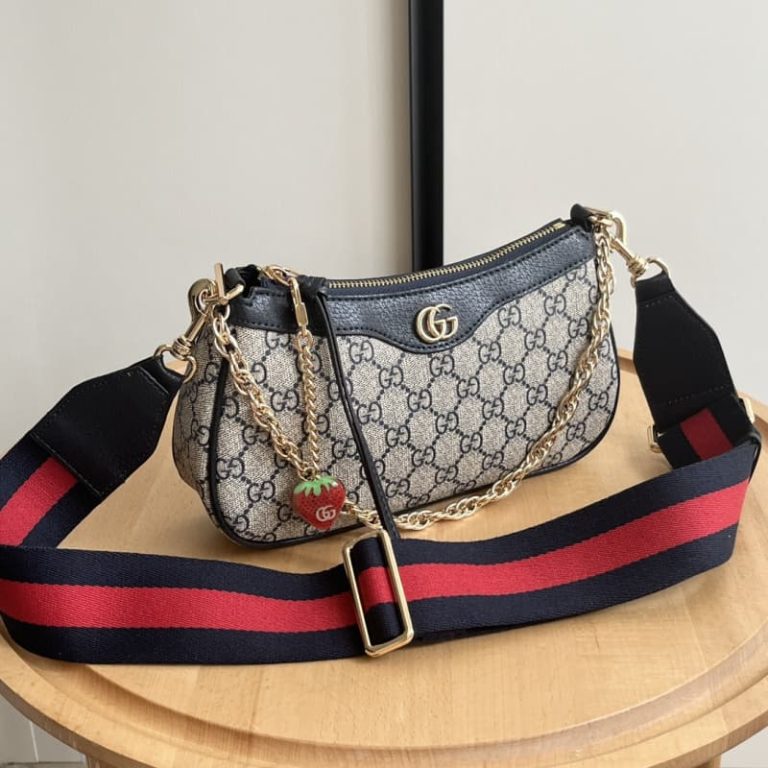 GUCCI high quality women handbag Strawberry pendant front decorated with double G decoration-7