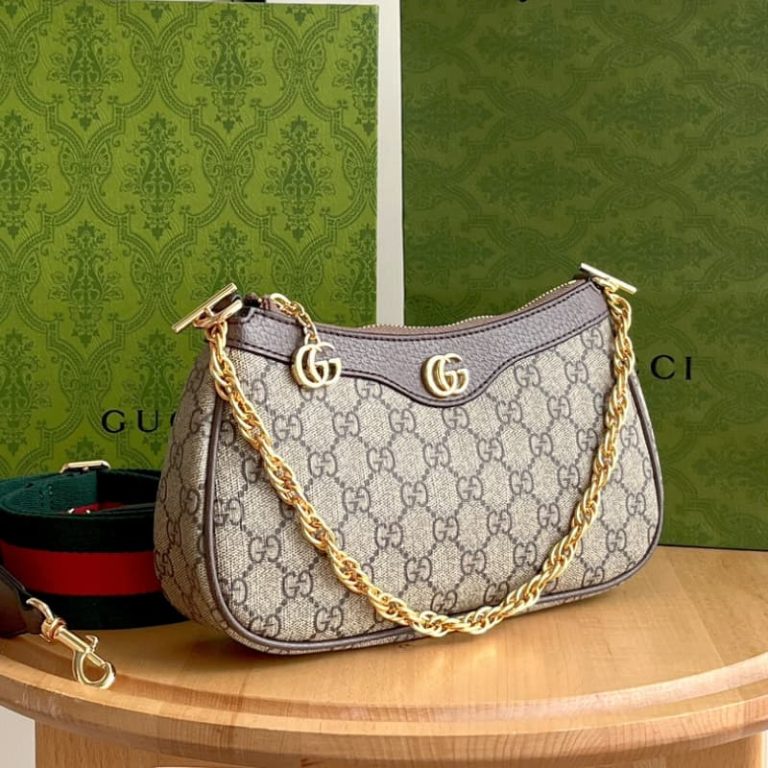 GUCCI high quality women handbag double G pendant front decorated with double G decoration-7