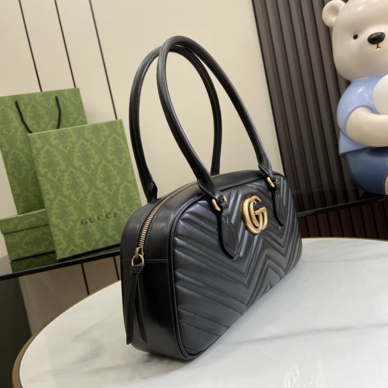 GUCCI high quality women handbag front decorated with double G decoration-5