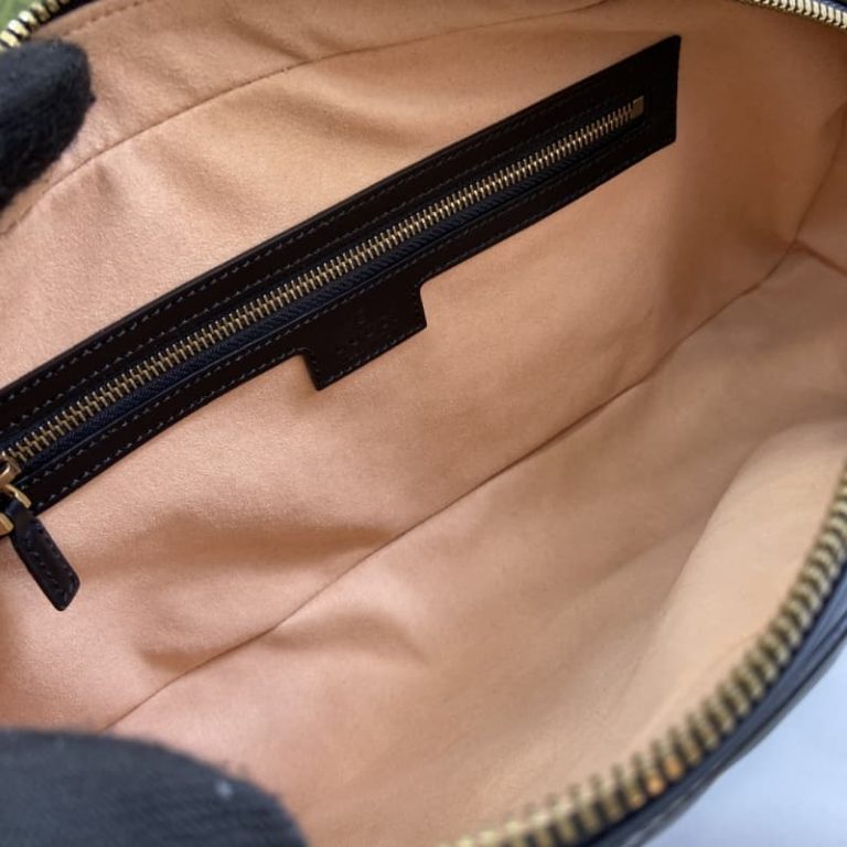 GUCCI high quality women handbag front decorated with double G decoration-6