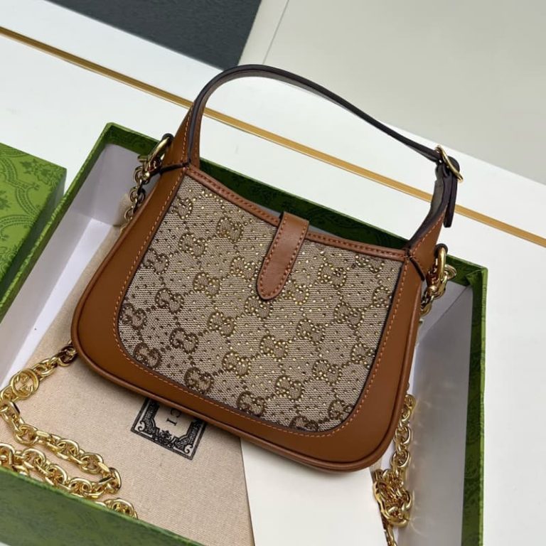 GUCCI high quality women shoulder bag handbag surface GG pattern and gold logo accessories design-8