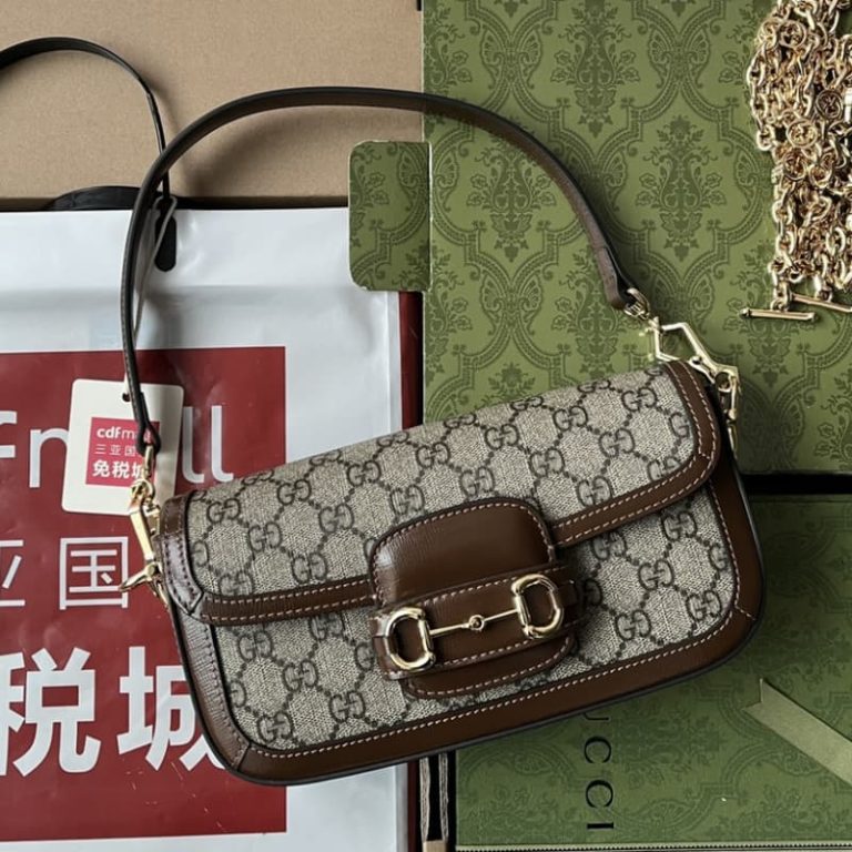 GUCCI high quality women shoulder bag handbag with flap design and gold color accessories on the front-1