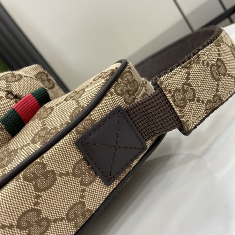 Gucci GG Emblem small crossbody bag-6