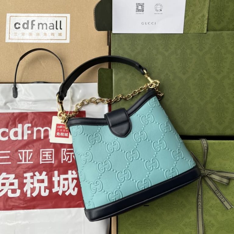 Gucci GG Embossed Small Padlock Bucket Bag-2