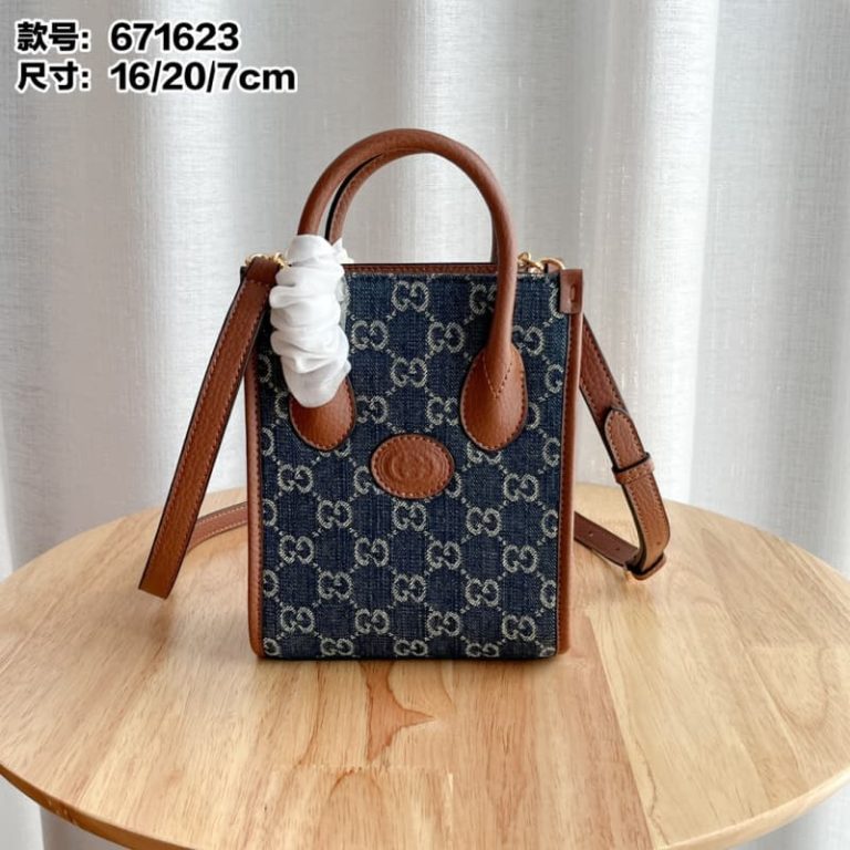 Gucci Jumbo GG Tote Bag-2