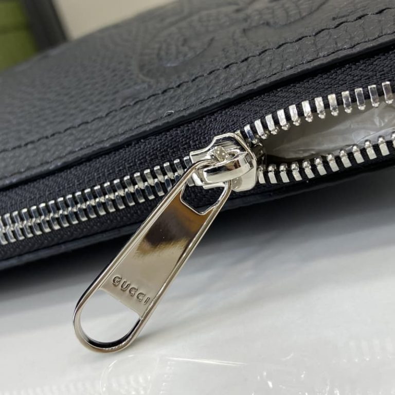 Gucci Jumbo GG pouch-5