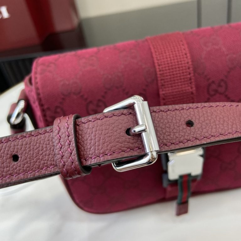 Gucci Mini GG crossbody bag in Rosso Ancora red GG canvas-5