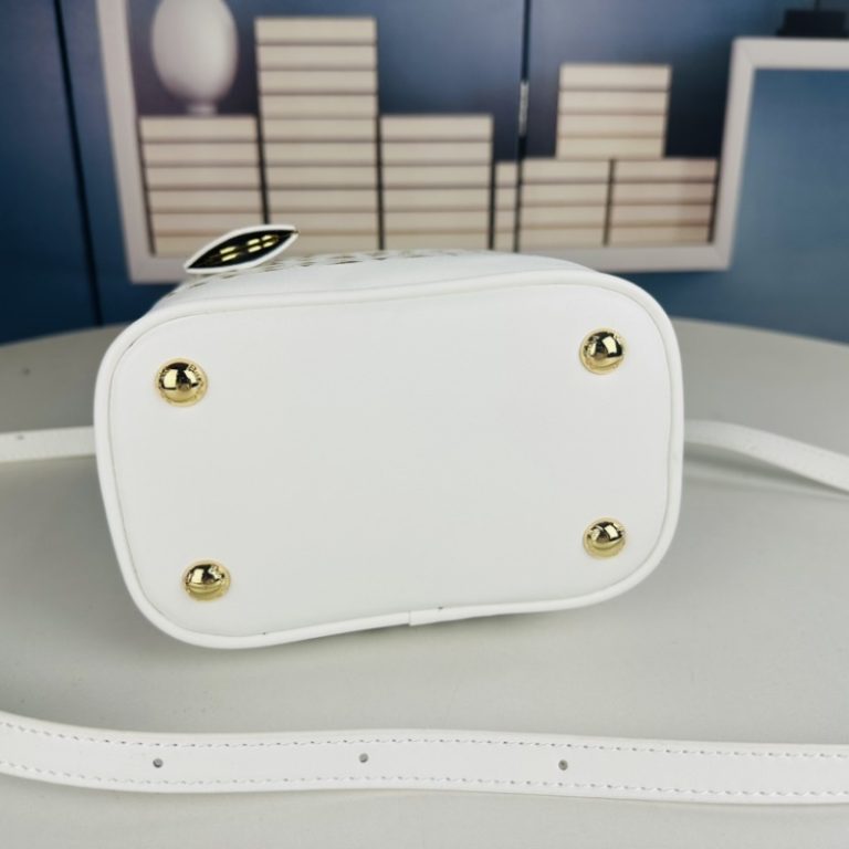 Prada Panier Leather Mini-bag with cut-out motif-5