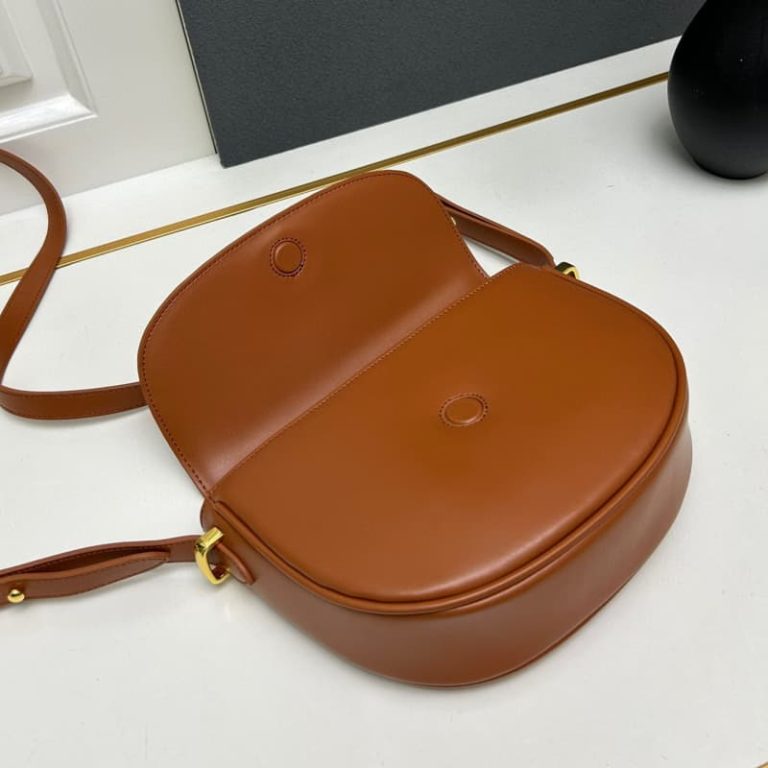 High quality Prada Unisex Shoulder bag Crossbody bag Flap design Front iconic logo pattern-8