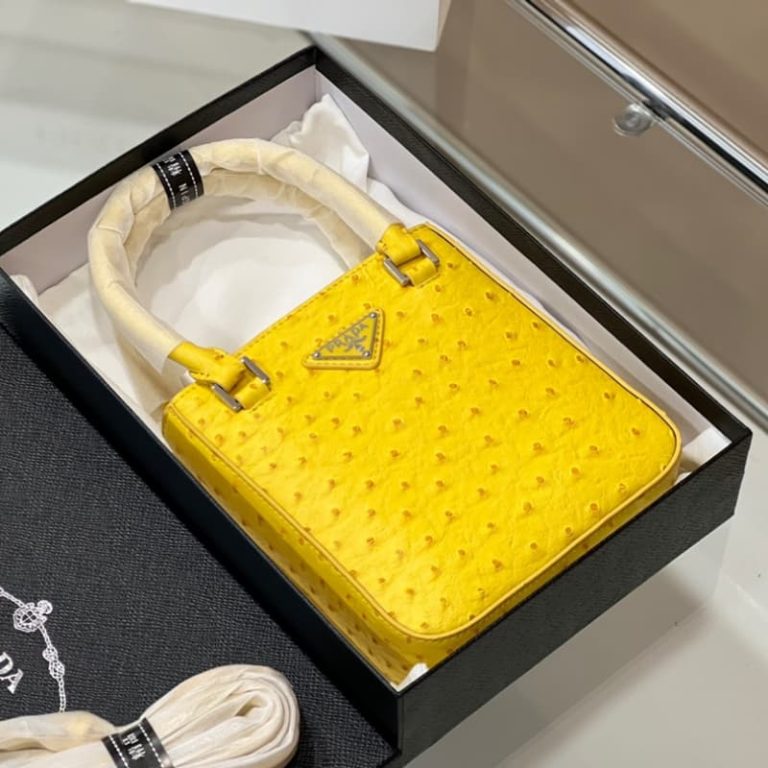 High quality Prada ostrich pattern women small handbag shoulder bag front iconic logo pattern-2