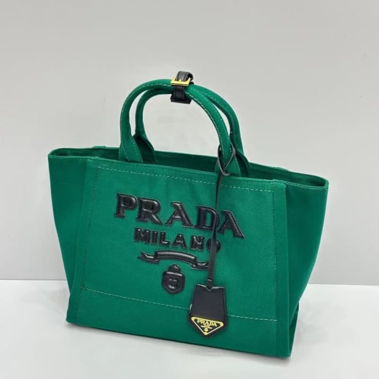 High quality Prada unisex canvas handbag The front logo pattern is equipped with a small tag-3