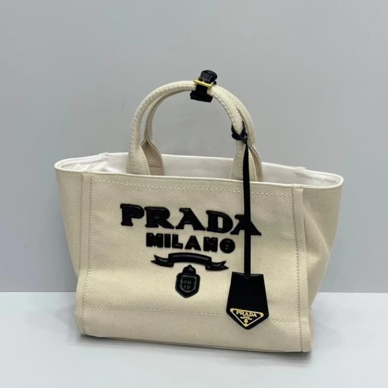 High quality Prada unisex canvas handbag The front logo pattern is equipped with a small tag-5