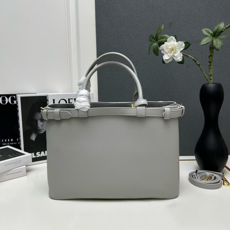 High quality Prada women handbag with iconic logo pattern on the front-4