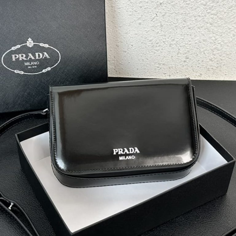 High quality Prada women shoulder bag crossbody bag clutch flap design front iconic logo pattern-1