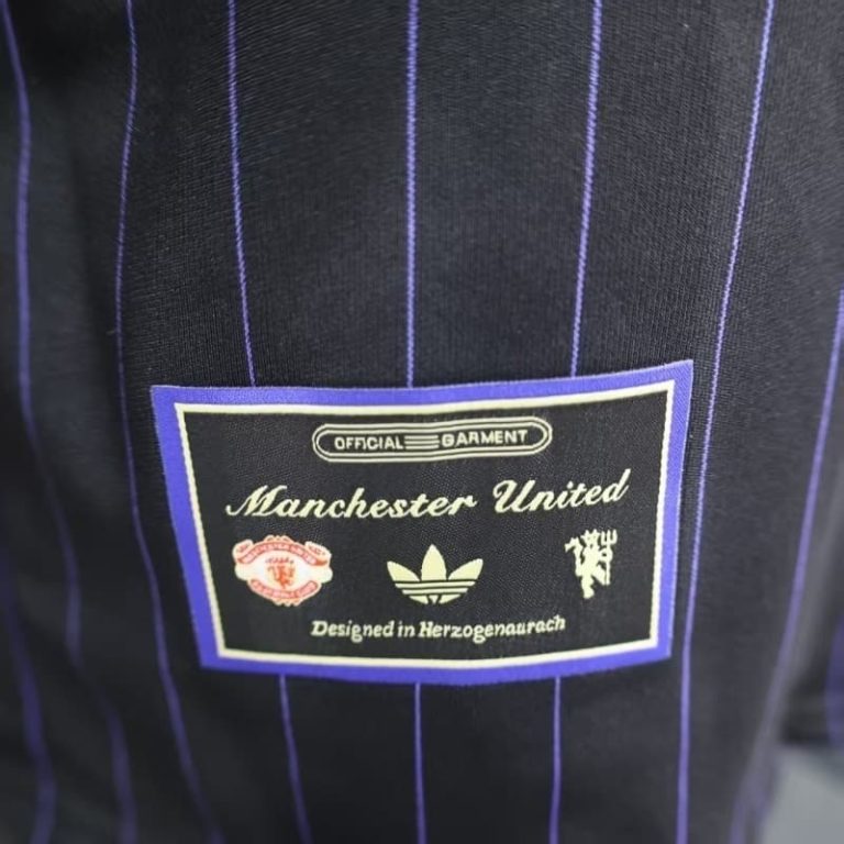 UK-Premier League MNU Black Retro Model Player Version jersey Summer Sportswear GS076-6